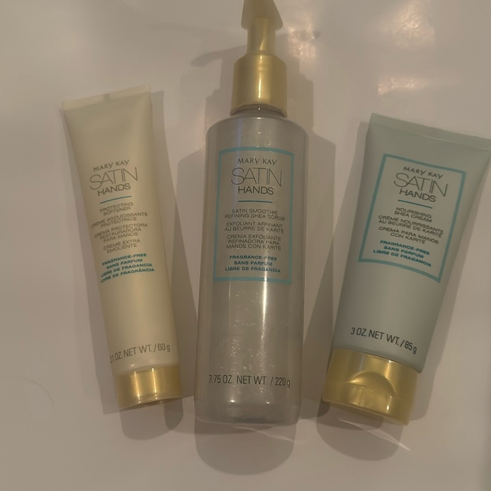 Mary Kay satin hands set